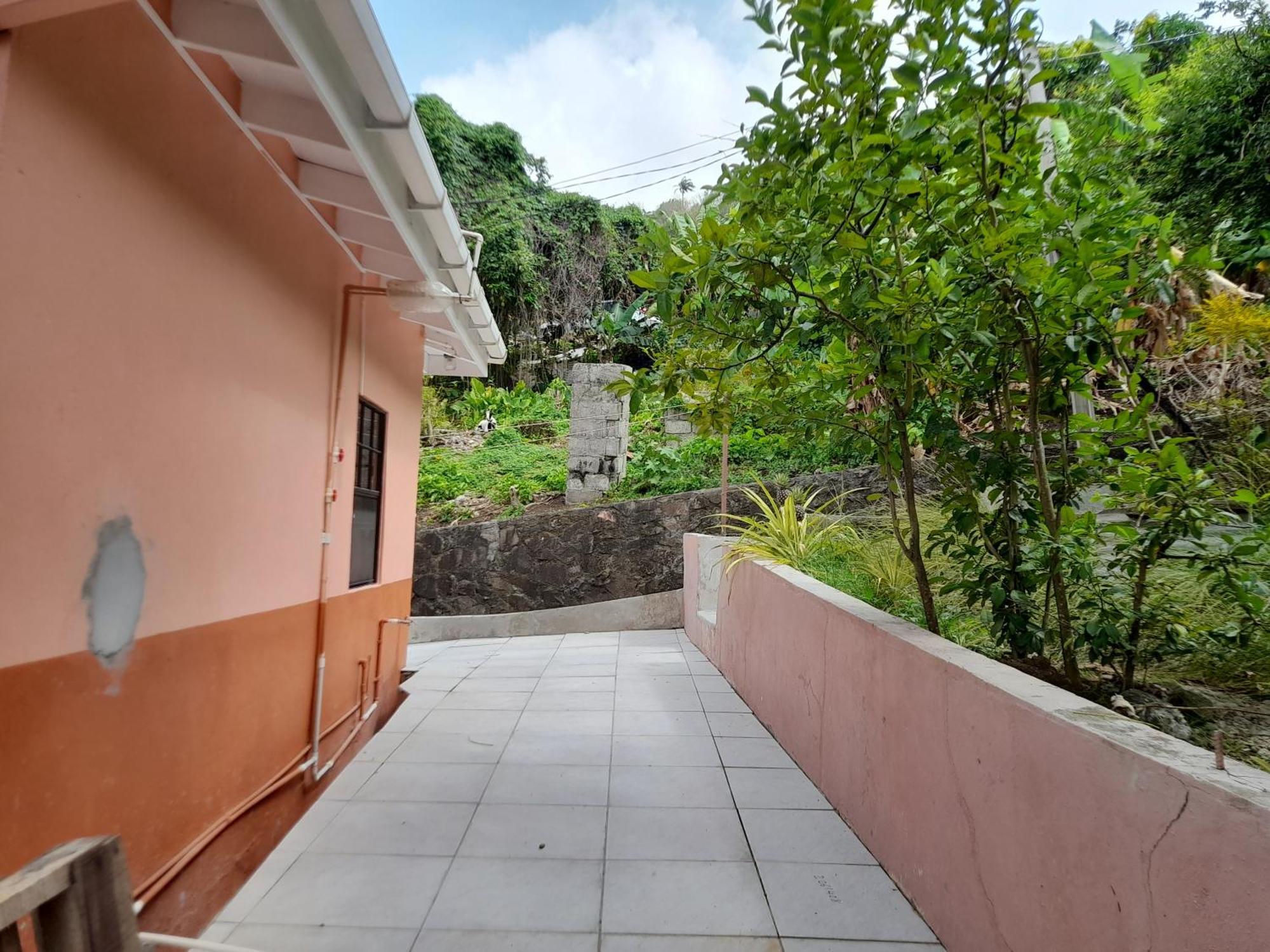 Angie'S Cove, Modern Get-Away Overlooking קסטריס מראה חיצוני תמונה